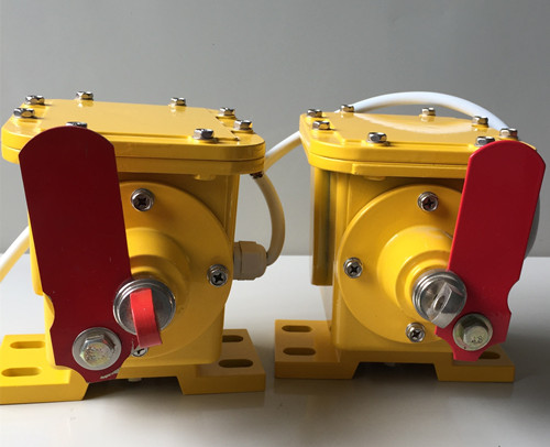 DB-100縱向撕裂保護裝置 DB-100縱向撕裂保護裝置
